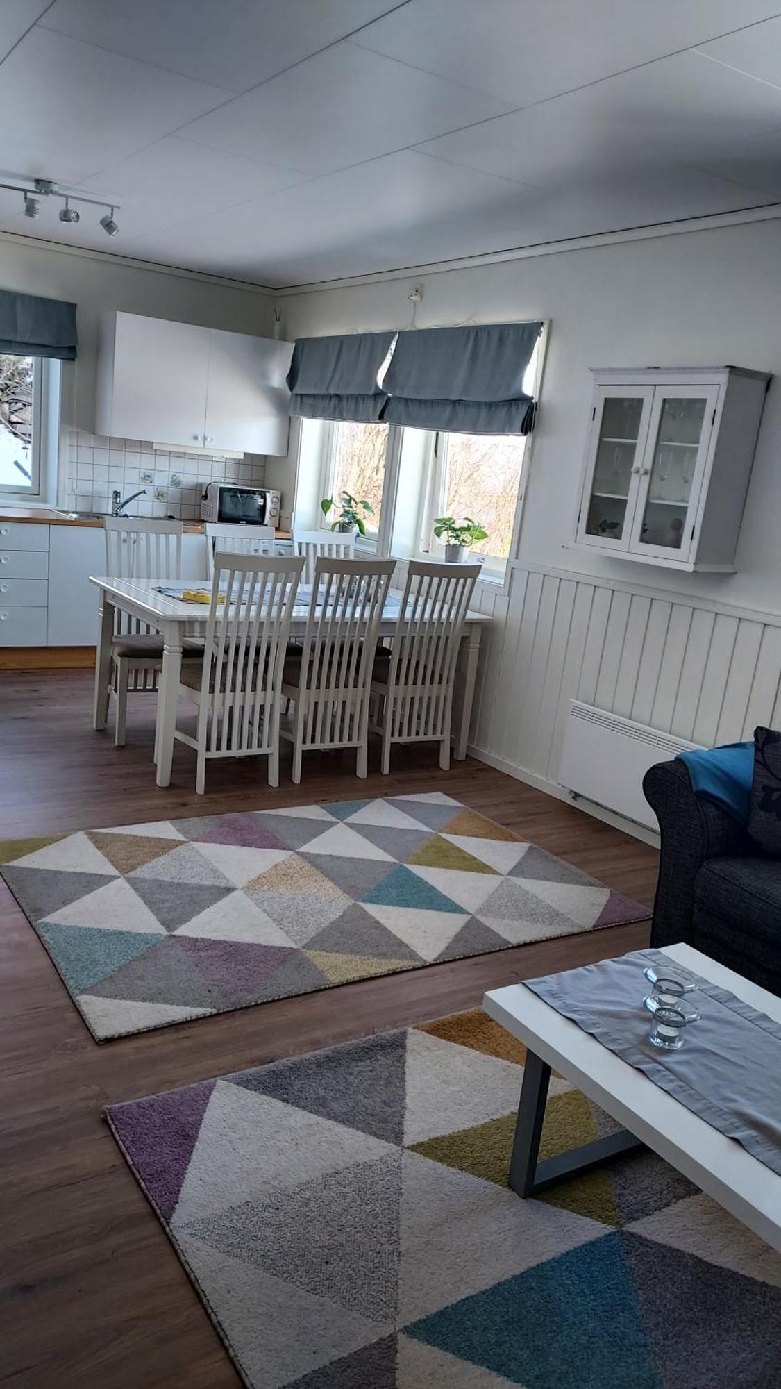 Solbakken 27 Apartment Lyngseidet Экстерьер фото